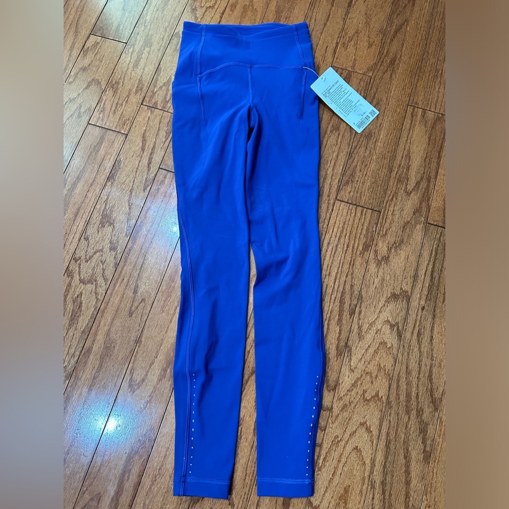 NWT Lululemon navy blue pant/legging  size 0